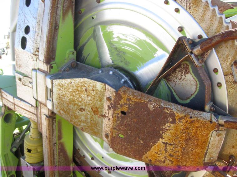 image for item 2979 2008 Claas RU-600 forage head