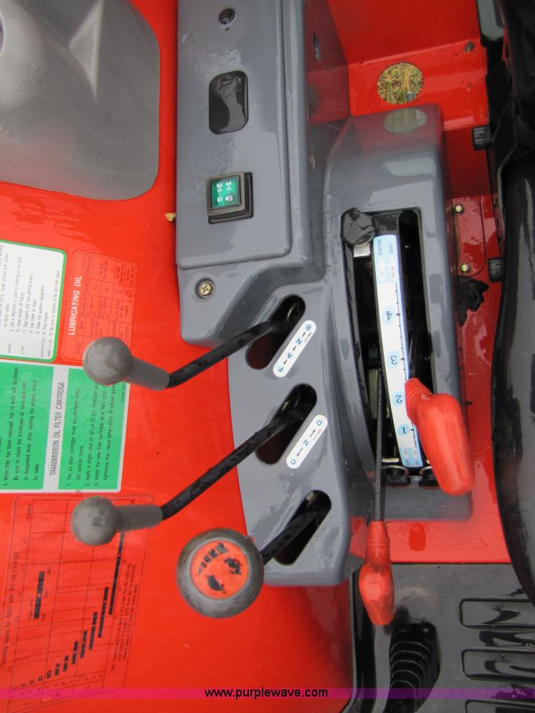 image for item 3190 2008 Kioti DK55 tractor with loader