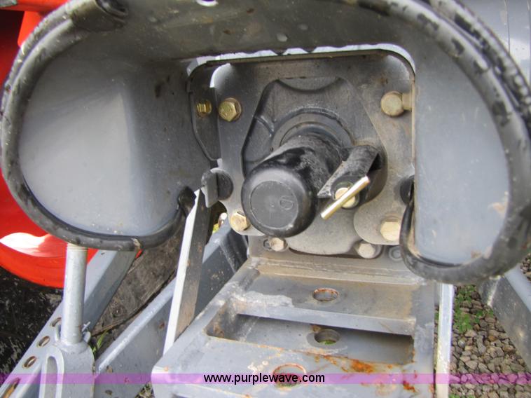 image for item 3190 2008 Kioti DK55 tractor with loader