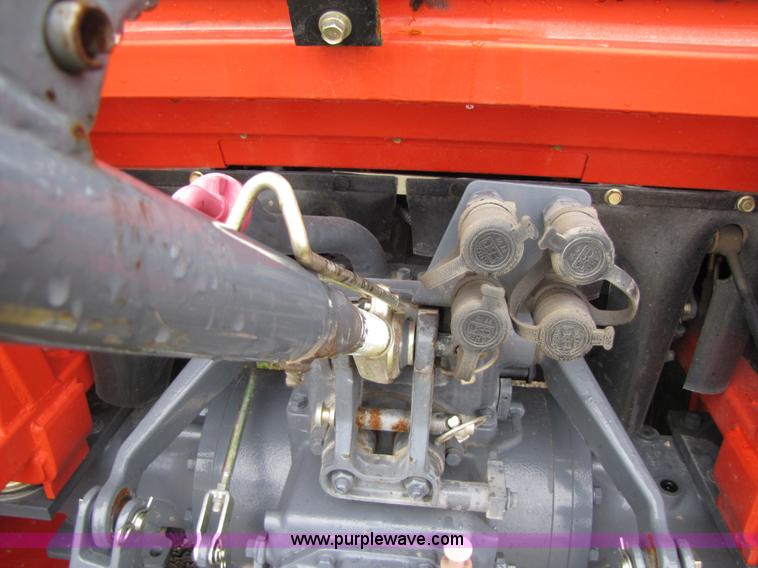 image for item 3190 2008 Kioti DK55 tractor with loader