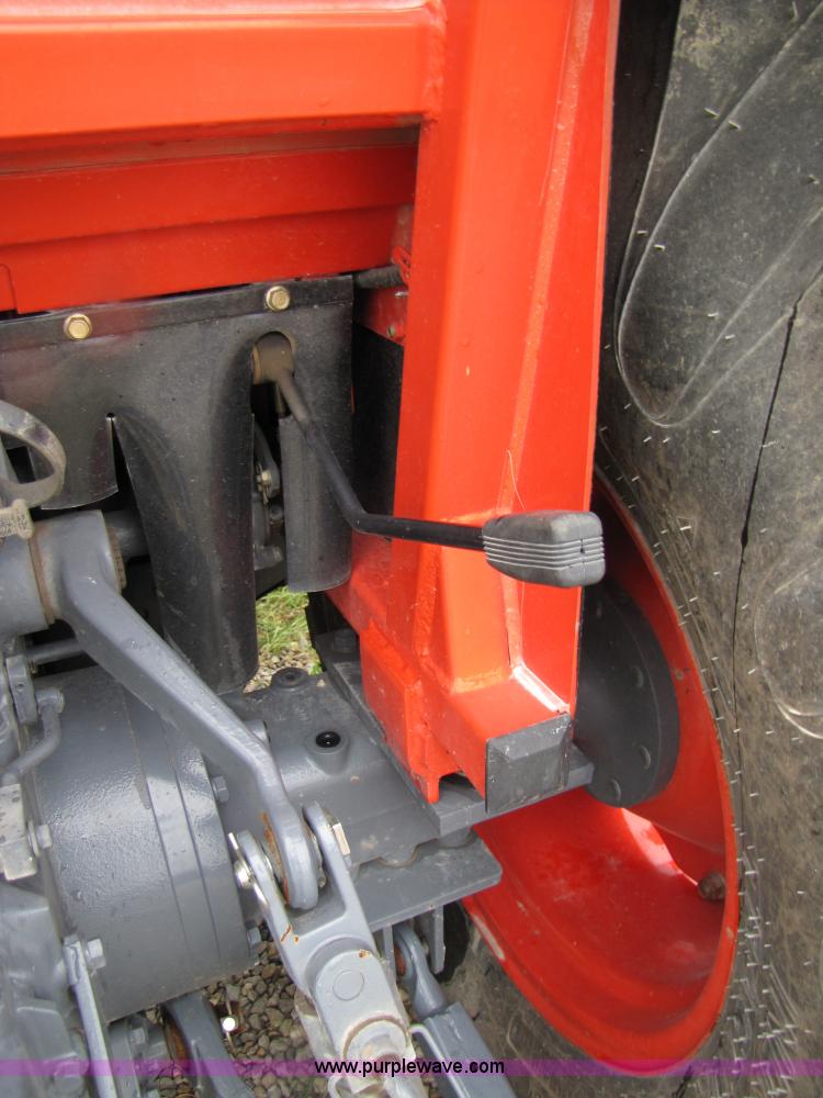 image for item 3190 2008 Kioti DK55 tractor with loader