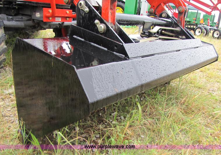 image for item 3190 2008 Kioti DK55 tractor with loader