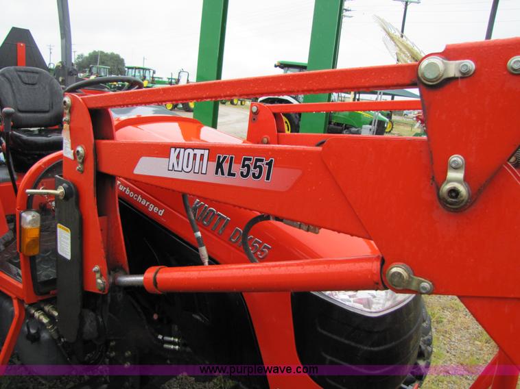 image for item 3190 2008 Kioti DK55 tractor with loader