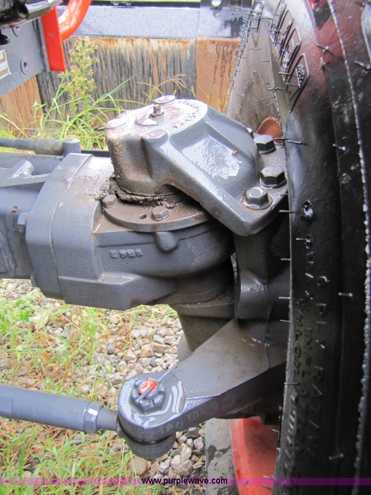 image for item 3190 2008 Kioti DK55 tractor with loader