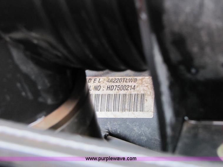 image for item 3190 2008 Kioti DK55 tractor with loader