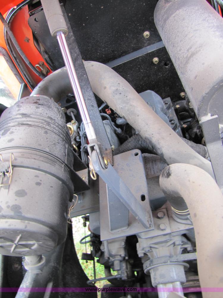 image for item 3190 2008 Kioti DK55 tractor with loader