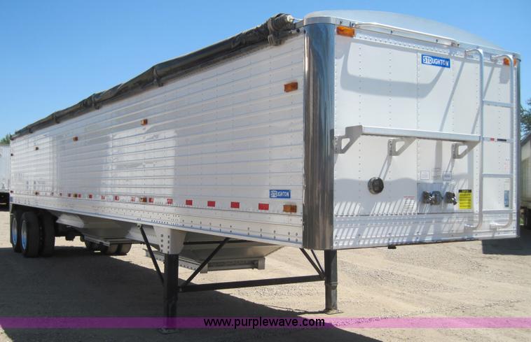 image for item 4123 2009 Stoughton AHV-421T-AR-S 42' grain hopper trailer