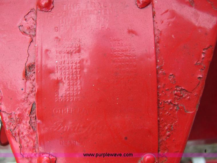 image for item 4905 Ford 9N tractor