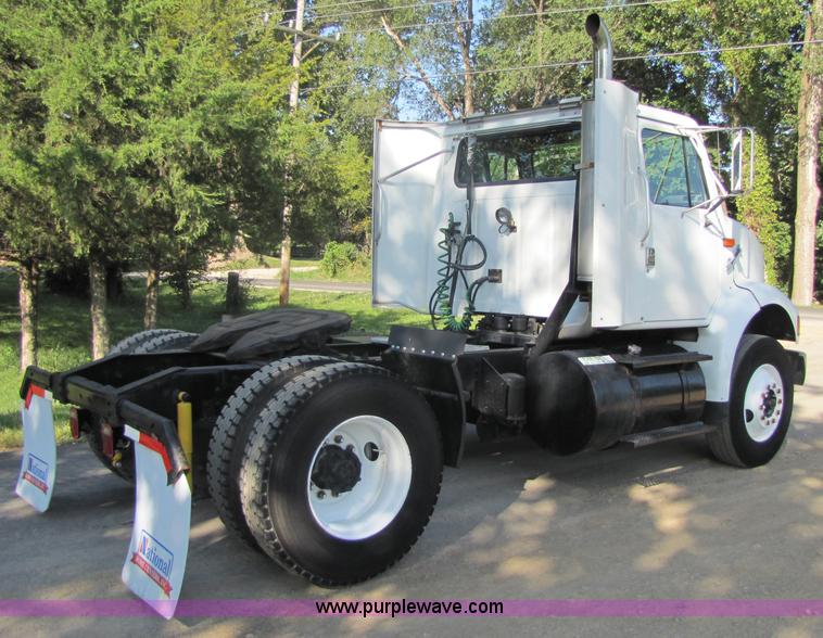 image for item 5208 1999 International 8100 semi truck