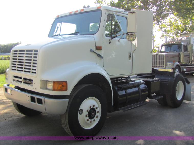 image for item 5208 1999 International 8100 semi truck