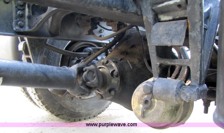 image for item 5208 1999 International 8100 semi truck