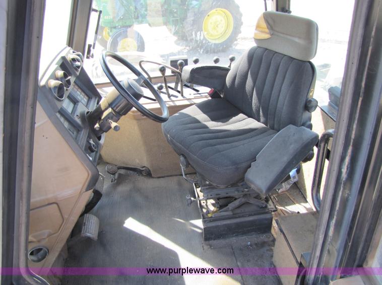 image for item 5783 1987 Cat Challenger 65 tractor