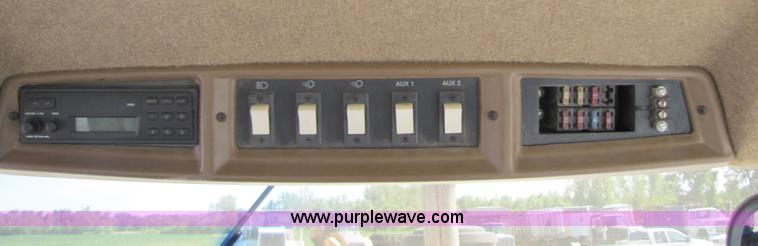 image for item 5783 1987 Cat Challenger 65 tractor