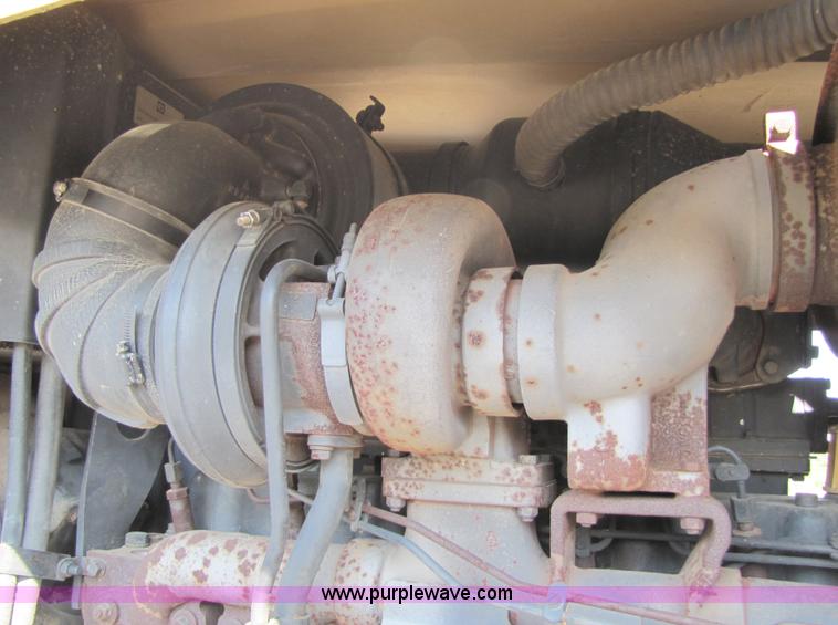 image for item 5783 1987 Cat Challenger 65 tractor