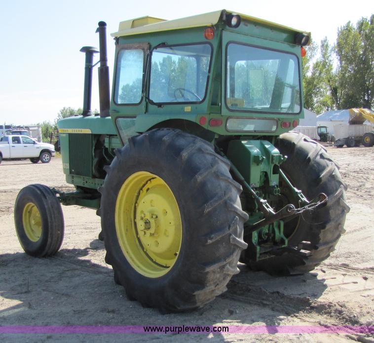image for item 5784 1971 John Deere 4620 tractor