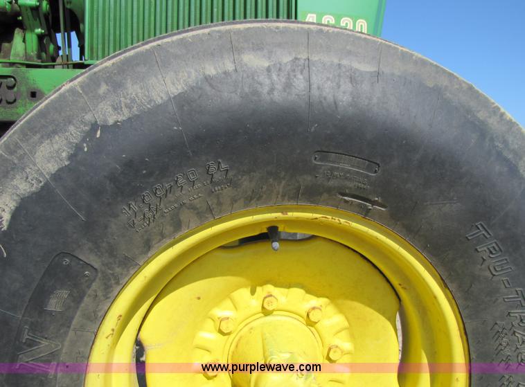 image for item 5784 1971 John Deere 4620 tractor