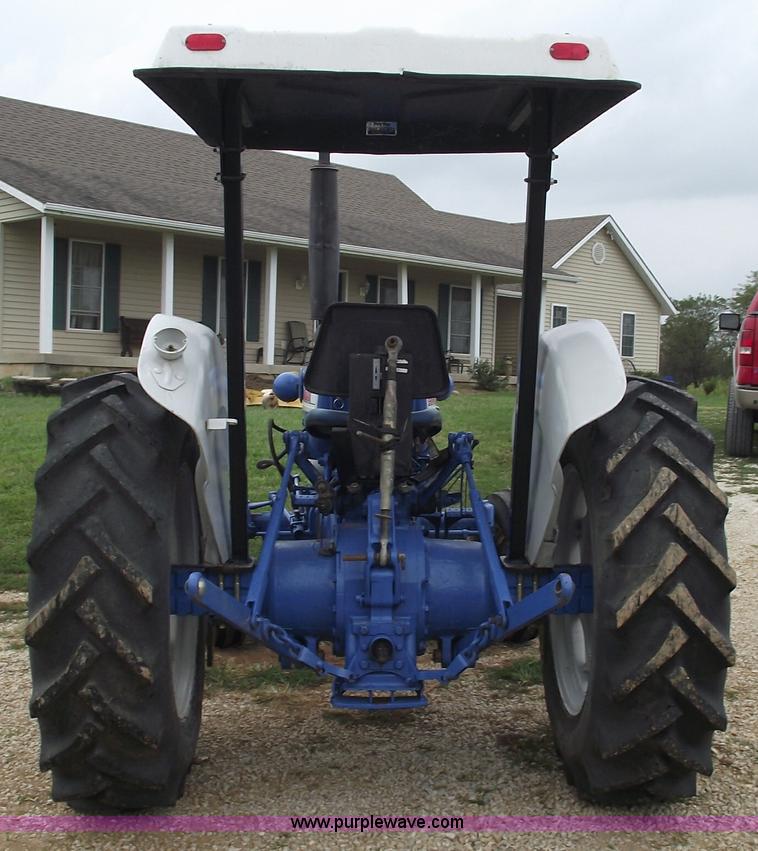 image for item 5792 1965 Ford 4000 tractor