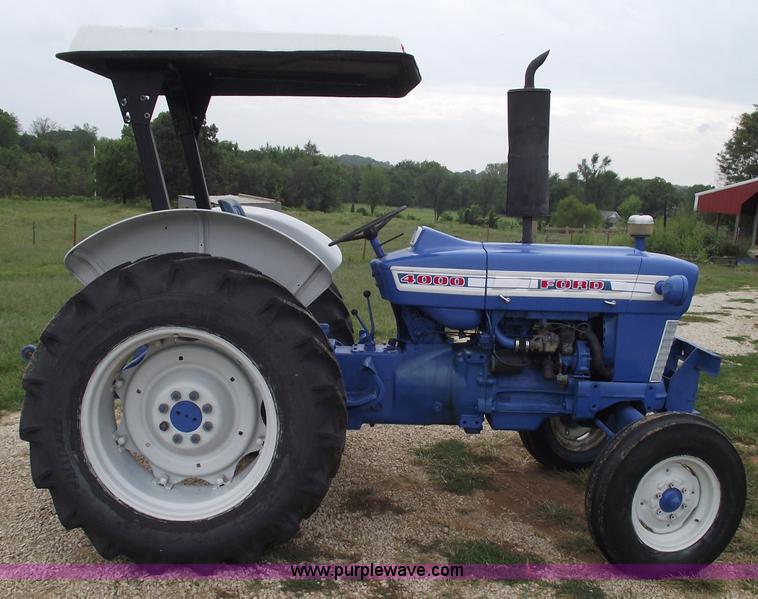 image for item 5792 1965 Ford 4000 tractor