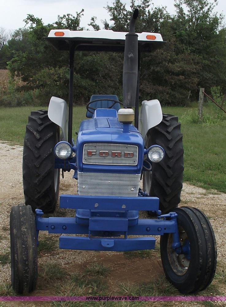 image for item 5792 1965 Ford 4000 tractor