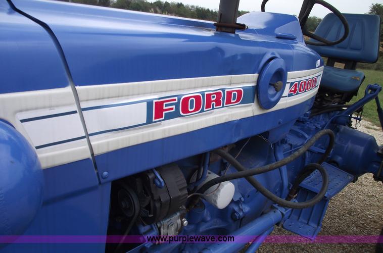 image for item 5792 1965 Ford 4000 tractor