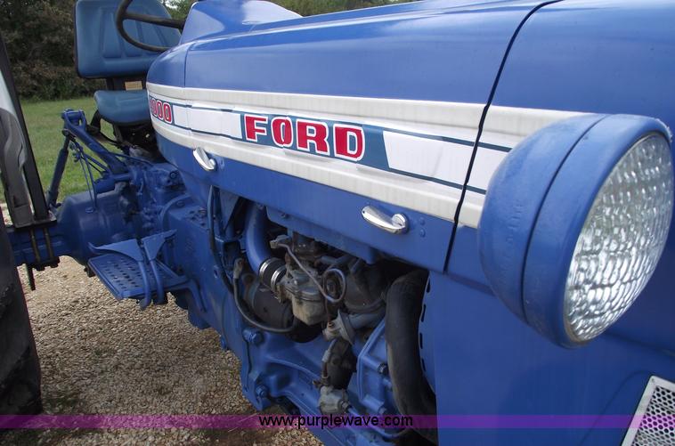 image for item 5792 1965 Ford 4000 tractor