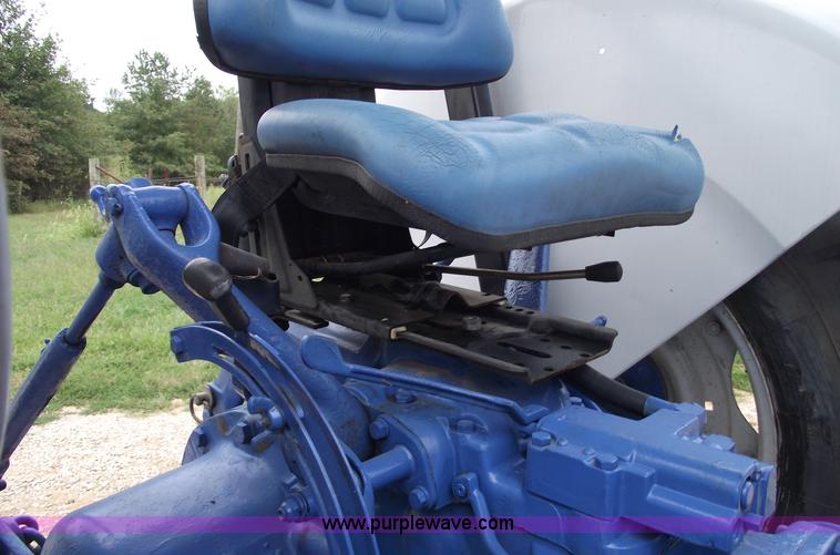 image for item 5792 1965 Ford 4000 tractor