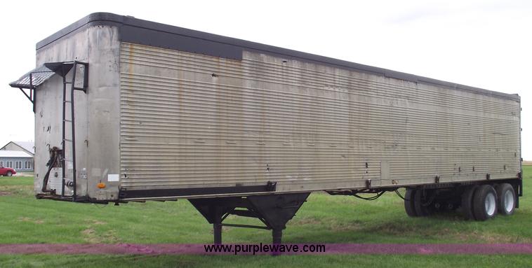 image for item 5811 1962 Highway 45' walking floor trailer