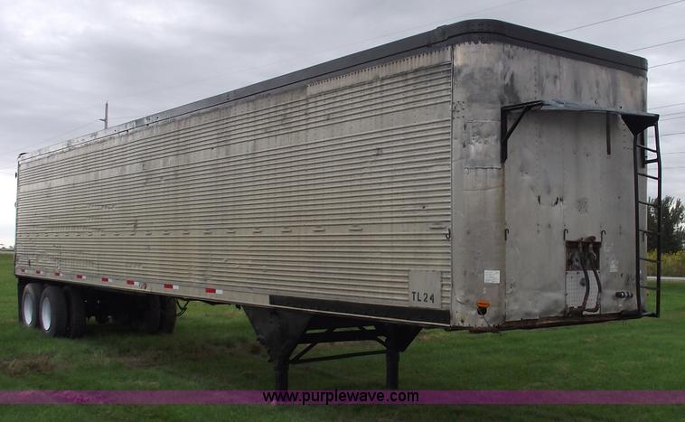image for item 5811 1962 Highway 45' walking floor trailer