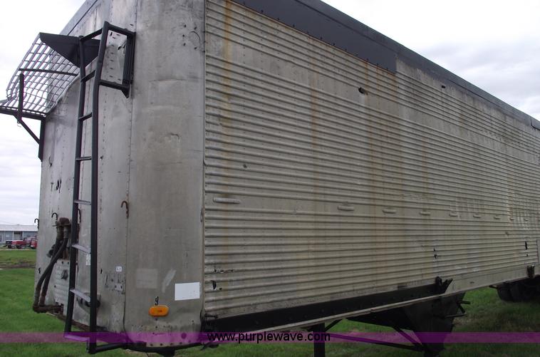 image for item 5811 1962 Highway 45' walking floor trailer