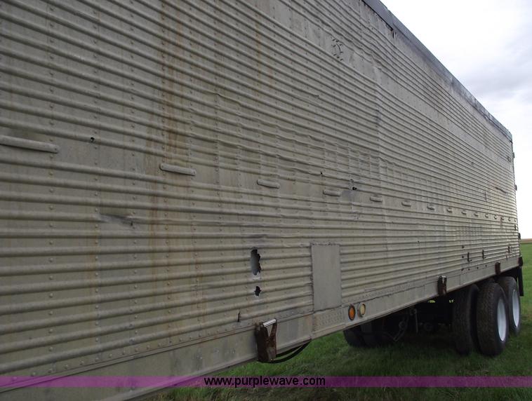 image for item 5811 1962 Highway 45' walking floor trailer