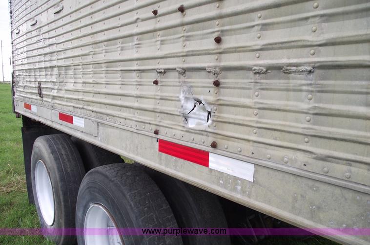 image for item 5811 1962 Highway 45' walking floor trailer
