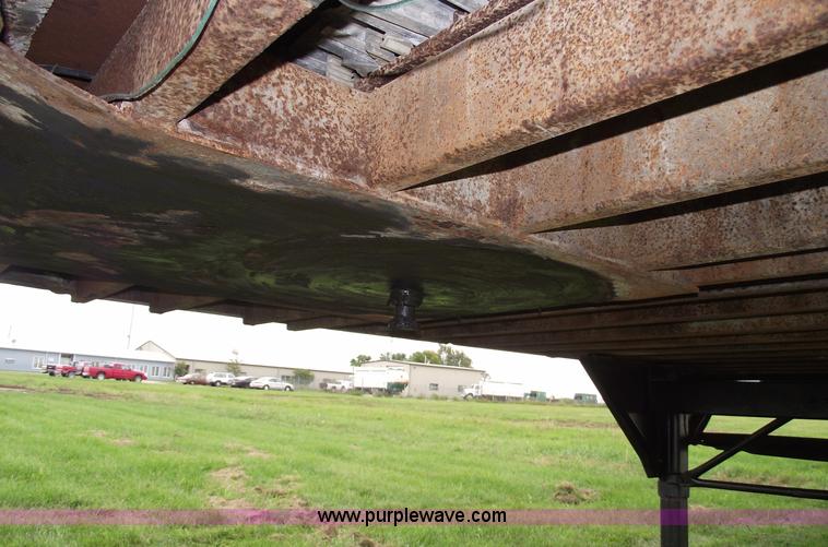 image for item 5811 1962 Highway 45' walking floor trailer