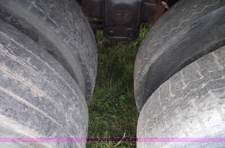 image for item 5811 1962 Highway 45' walking floor trailer