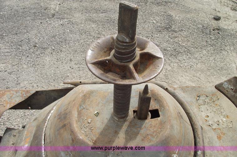 image for item 5816 John Beam 7600 signature series tire machine