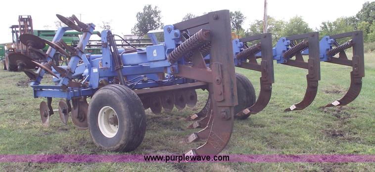 image for item 5841 DMI TIger 2 mulch ripper