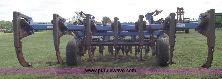 image for item 5841 DMI TIger 2 mulch ripper