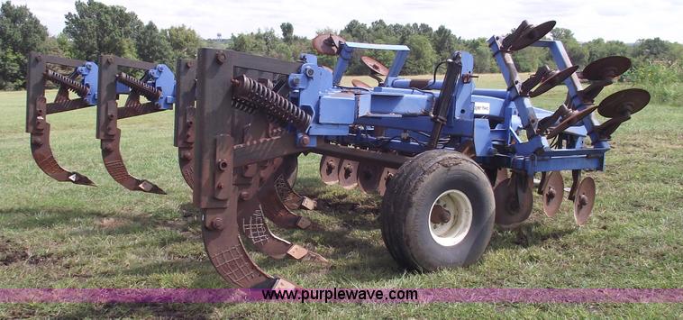 image for item 5841 DMI TIger 2 mulch ripper