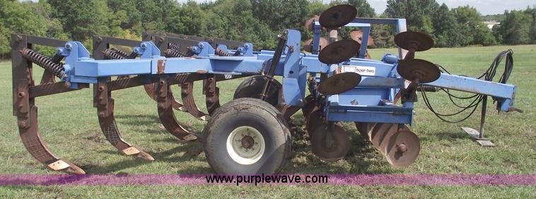 image for item 5841 DMI TIger 2 mulch ripper