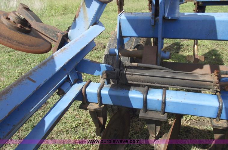 image for item 5841 DMI TIger 2 mulch ripper