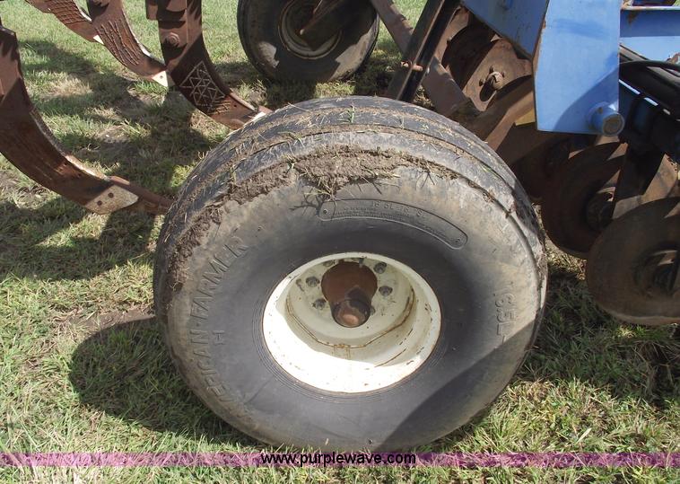 image for item 5841 DMI TIger 2 mulch ripper