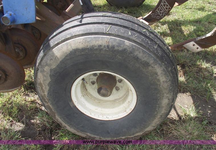 image for item 5841 DMI TIger 2 mulch ripper