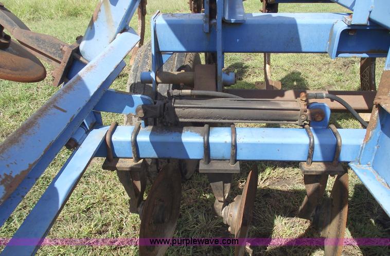 image for item 5841 DMI TIger 2 mulch ripper