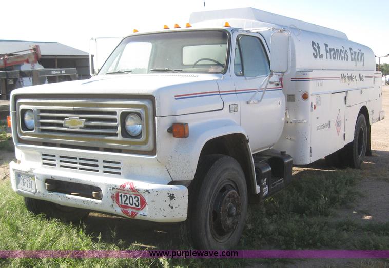 image for item 6197 1985 Chevrolet 70 fuel truck
