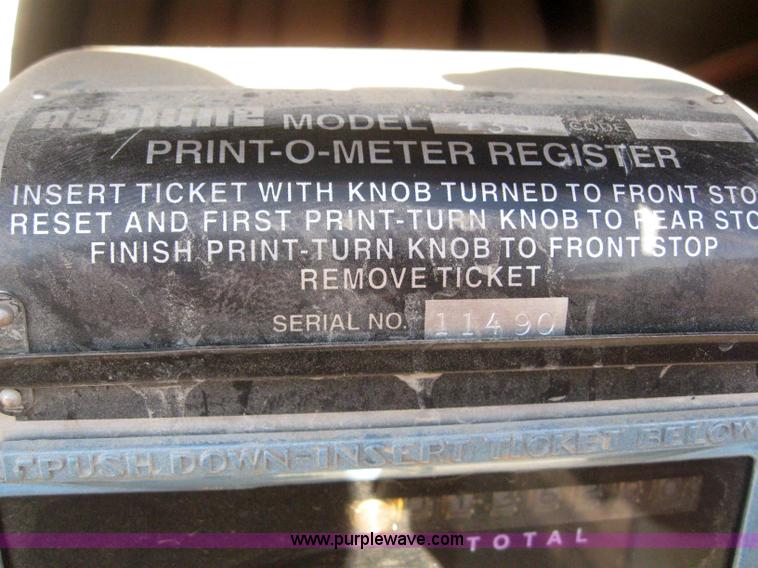 image for item 6197 1985 Chevrolet 70 fuel truck