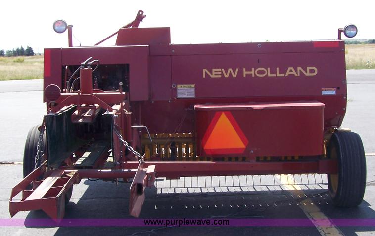 image for item 7339 New Holland 575 baler