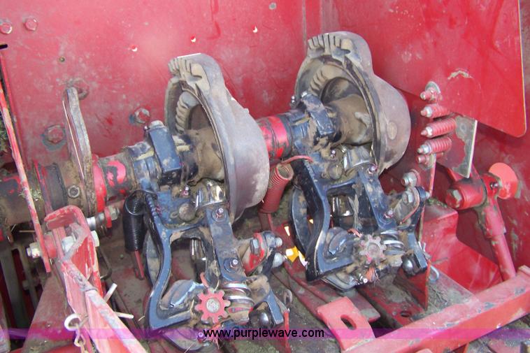 image for item 7339 New Holland 575 baler