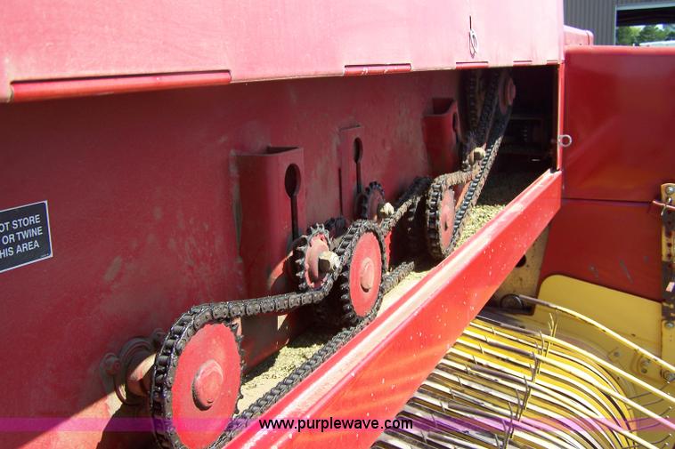 image for item 7339 New Holland 575 baler