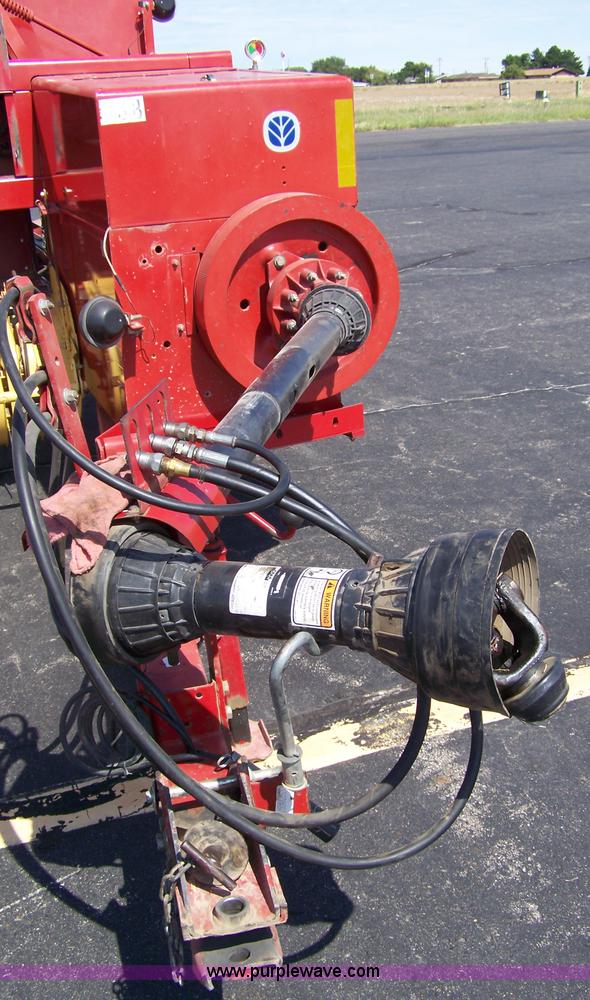 image for item 7339 New Holland 575 baler