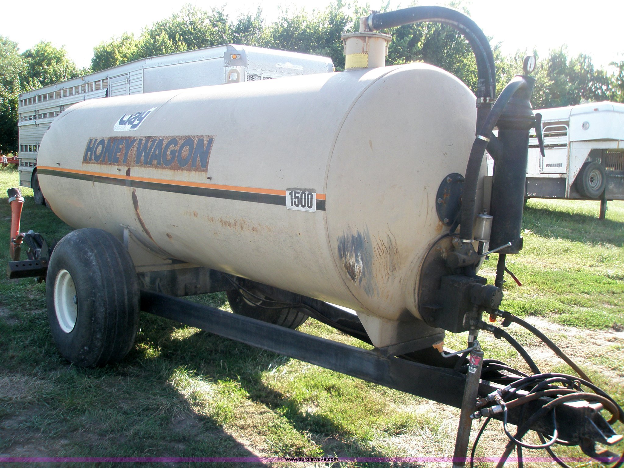 Clay 1500 gallon honey wagon in Junction City, KS Item 1461 sold
