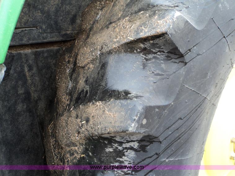 image for item 1801 2007 John Deere 7830 MFWD tractor